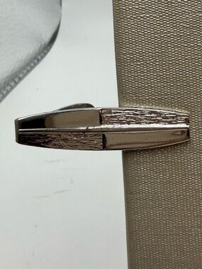 Hickok Silver Tone Tie Bar USA